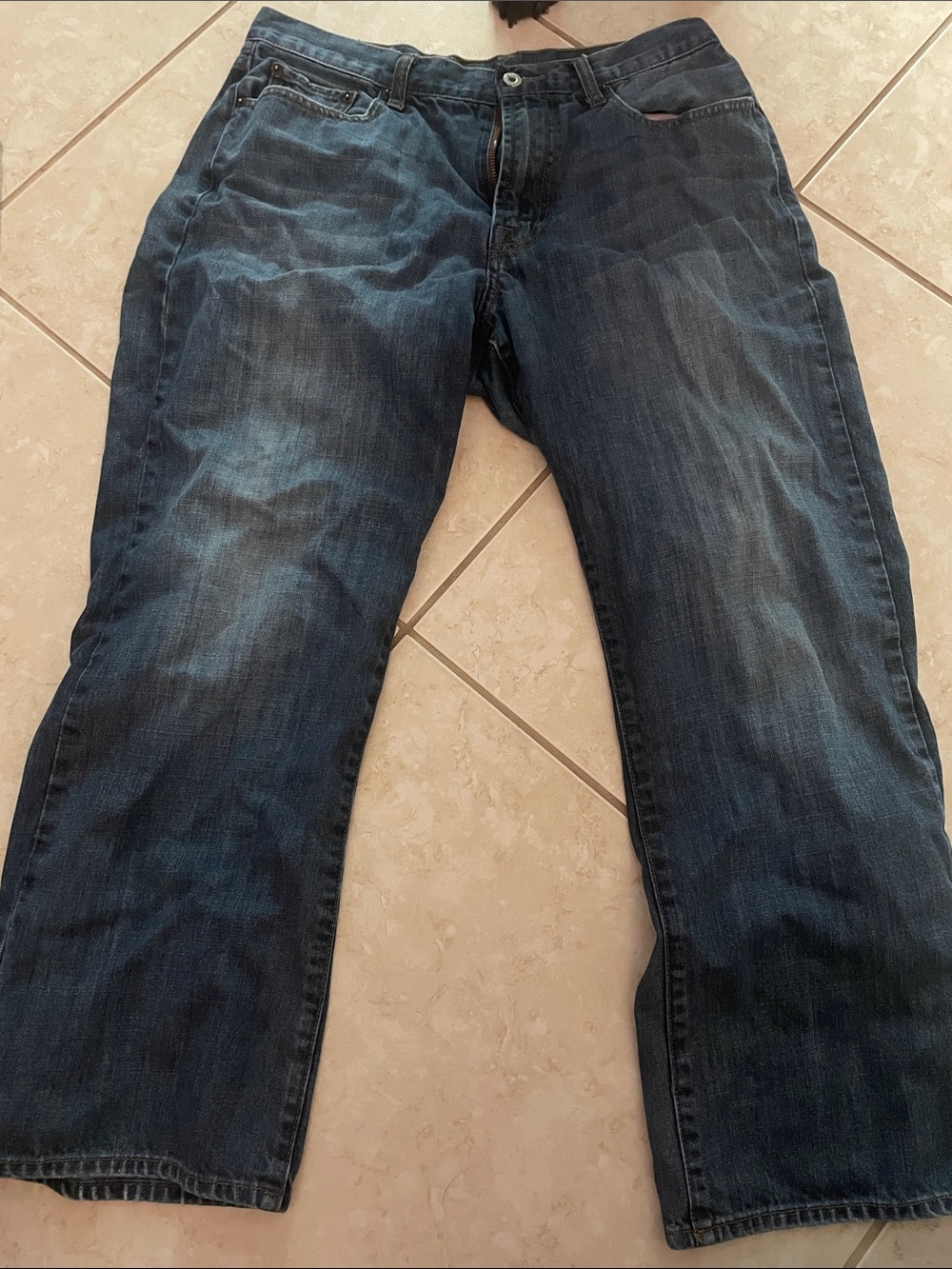 Lucky Brand Men's Indigo Blue Relaxed Jeans